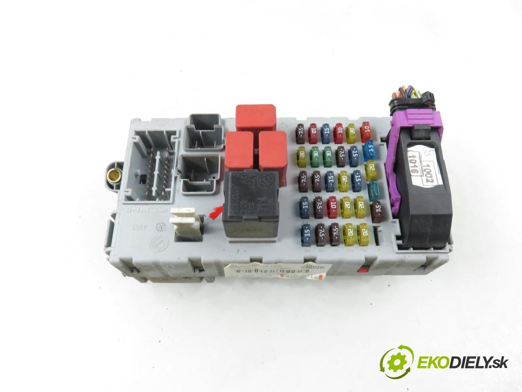 FIAT IDEA (350_) MINIVAN 2004 70,00 1.4 16V 95 - 843 A1.000 1368,00 Skrinka POJISTKY: 51732916