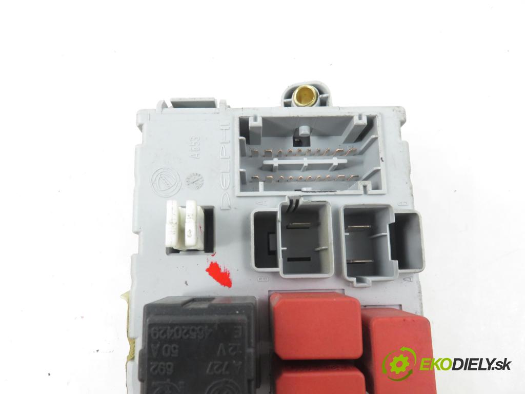FIAT IDEA (350_) MINIVAN 2004 70,00 1.4 16V 95 - 843 A1.000 1368,00 Skrinka POJISTKY: 51732916