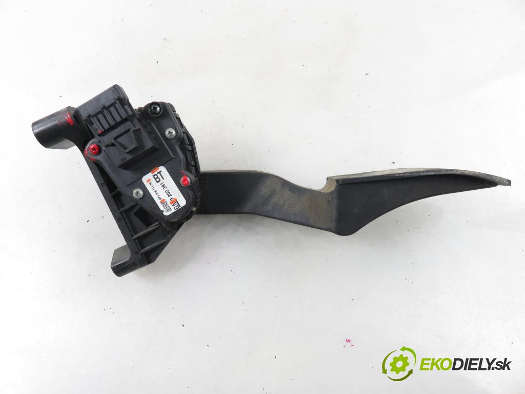 OPEL ZAFIRA B (A05) MINIVAN 2006 74,00 1.9 CDTI 8V 101 - Z 19 DTL 1910,00 Potenciometer plynu 9202341BT ; 6PV00811400 (Potenciometer plynového pedálu)