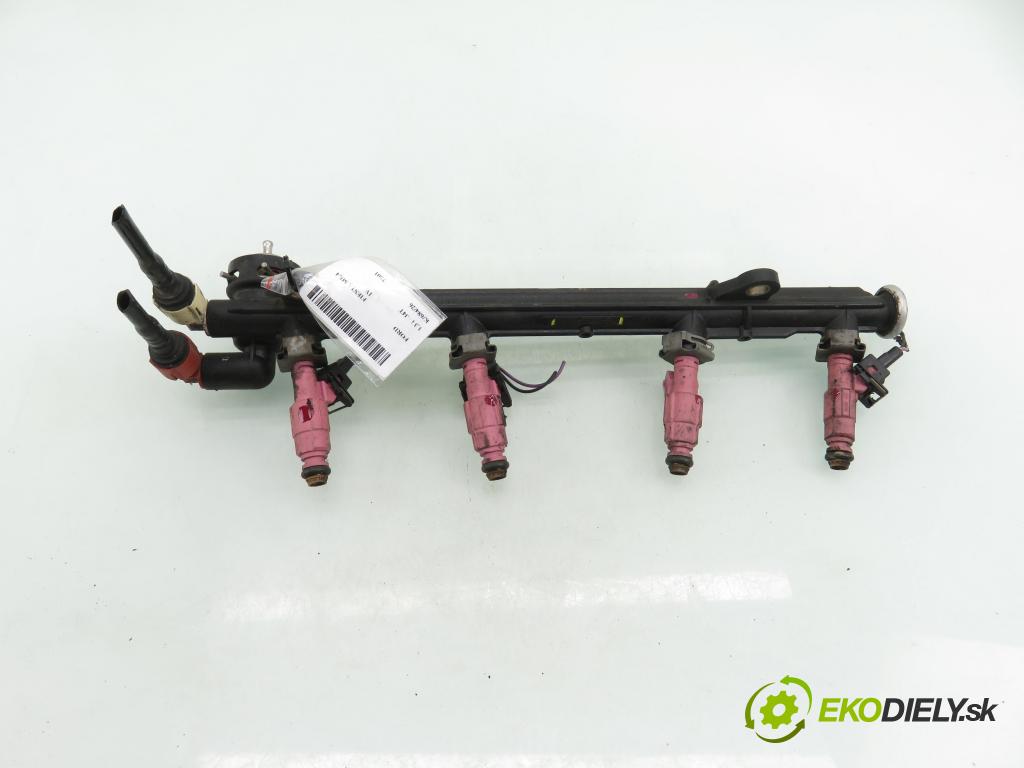 FORD FIESTA IV (JA_, JB_) HB 2001 44,00 1.3 i - J4T 1299,00 lišta vstřikovací 98BFBB ; 98BF9E317BA ; 0280155786 (Vstřikovací lišta)