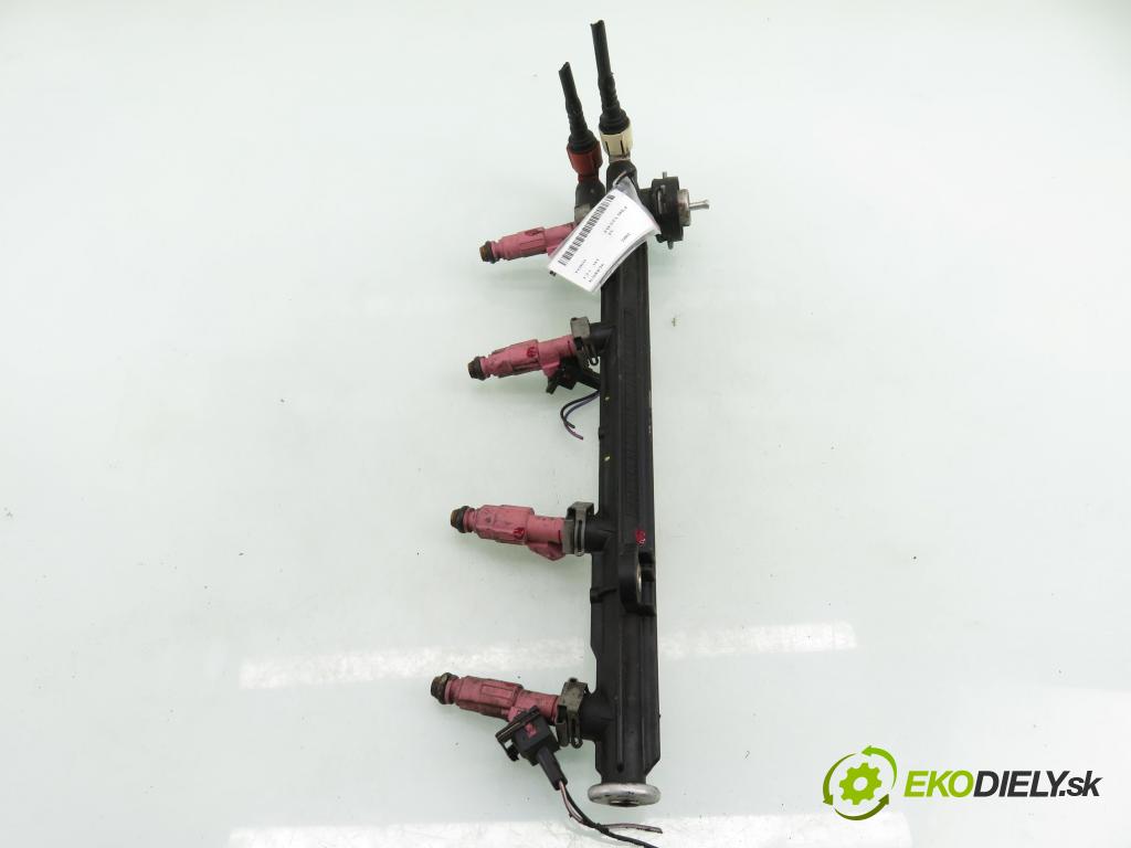 FORD FIESTA IV (JA_, JB_) HB 2001 44,00 1.3 i - J4T 1299,00 lišta vstřikovací 98BFBB ; 98BF9E317BA ; 0280155786 (Vstřikovací lišta)