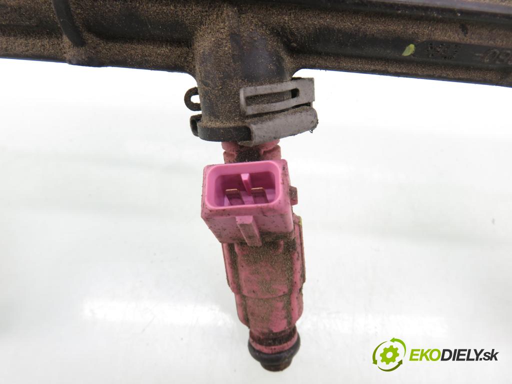 FORD FIESTA IV (JA_, JB_) HB 2001 44,00 1.3 i - J4T 1299,00 lišta vstřikovací 98BFBB ; 98BF9E317BA ; 0280155786 (Vstřikovací lišta)