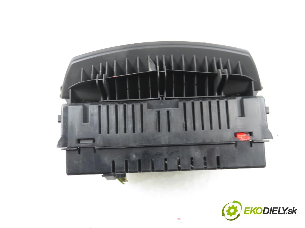 OPEL ZAFIRA B (A05) MINIVAN 2006 74,00 1.9 CDTI 8V 101 - Z 19 DTL 1910,00 ZOBRAZIT: 13178570 ; 5WK70036