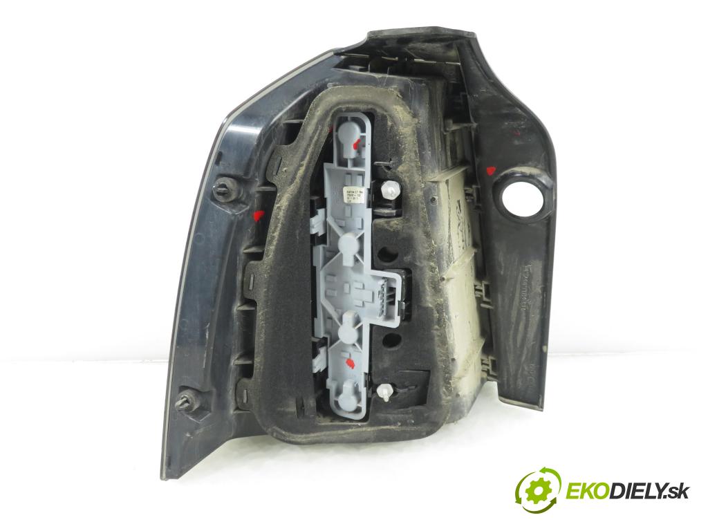 OPEL ZAFIRA B (A05) MINIVAN 2006 74,00 1.9 CDTI 8V 101 - Z 19 DTL 1910,00 Svetlo pravé zadné 24451843
