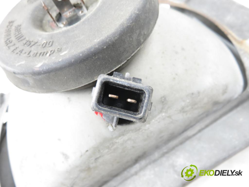 VW LT 40-55 I Platforma / podwozie (293-909) KABINA/PLATFORMA 1995 70,00 2.4 TD - ACL 2383,00 Svetlo PP