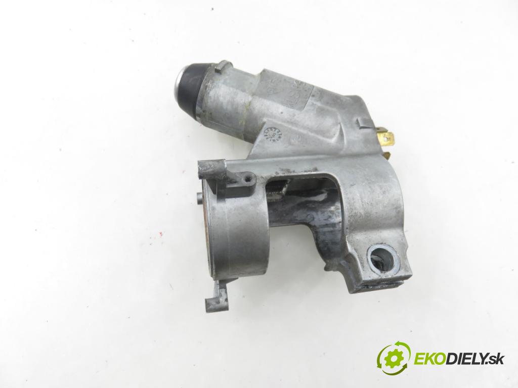 VW LT 40-55 I Platforma / podwozie (293-909) KABINA/PLATFORMA 1995 70,00 2.4 TD - ACL 2383,00 spinačka 171905851 (Spínacia skrinka)