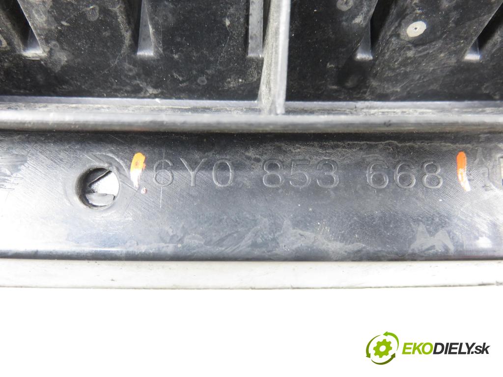 SKODA FABIA I SEDAN (6Y3) SEDAN 2004 55,00 1.4 16V - BBY 1390,00 Mriežka / maska 6Y0853668