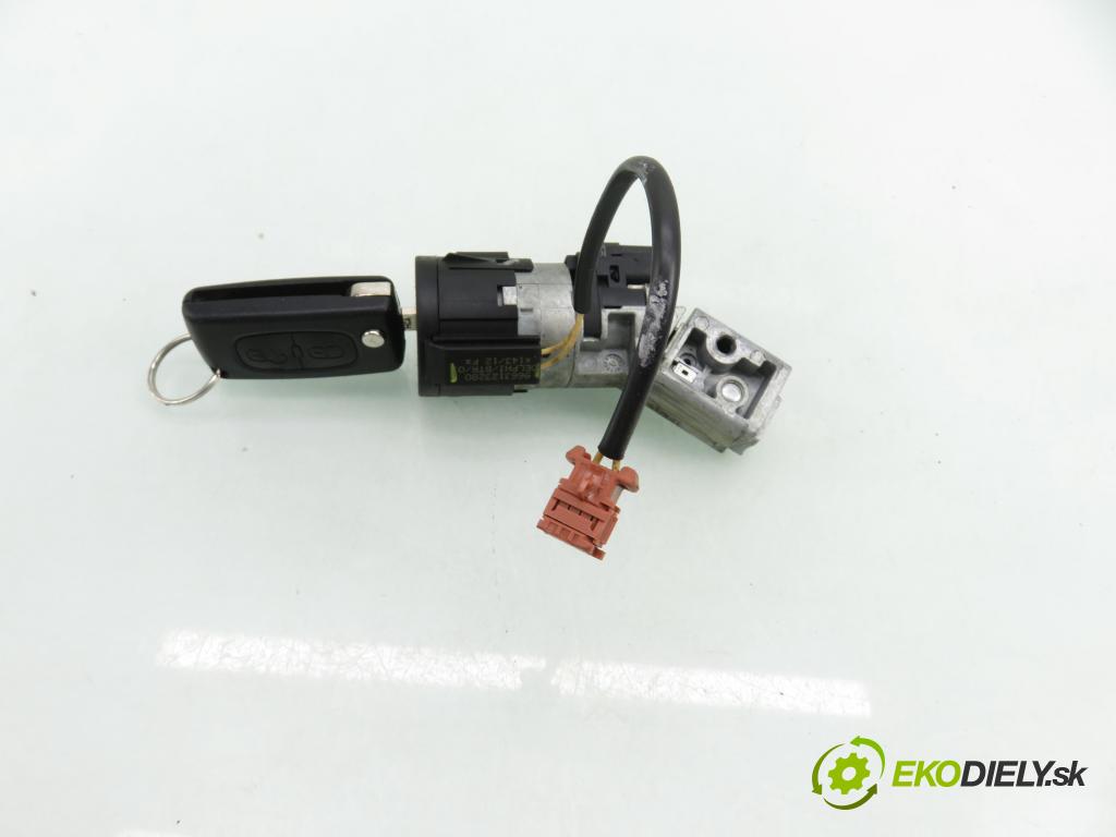 PEUGEOT 308 (4A_, 4C_) HB 2012 0,00 1.6 HDi - 9HR (DV6C) 1560,00 spinačka 36410600 ; 9663123280 (Spínacia skrinka)