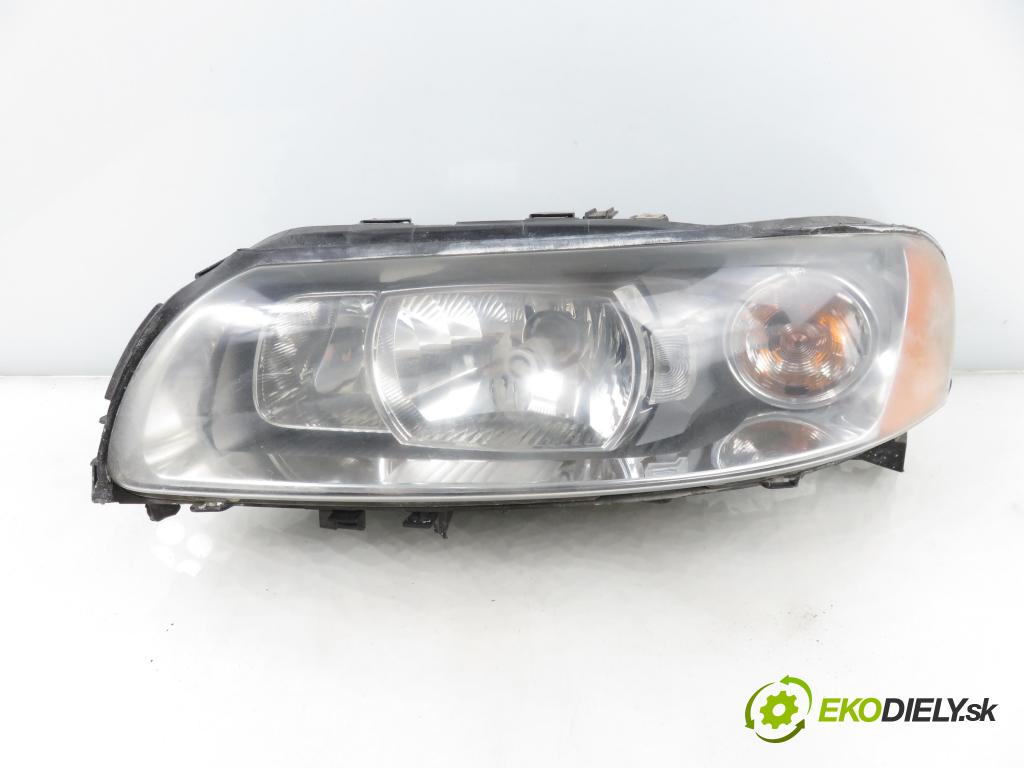 VOLVO V70 II SW (285) KOMBI 2007 136,00 2.4 D5 - D 5244 T4 2400,00 světlo LP 30698846