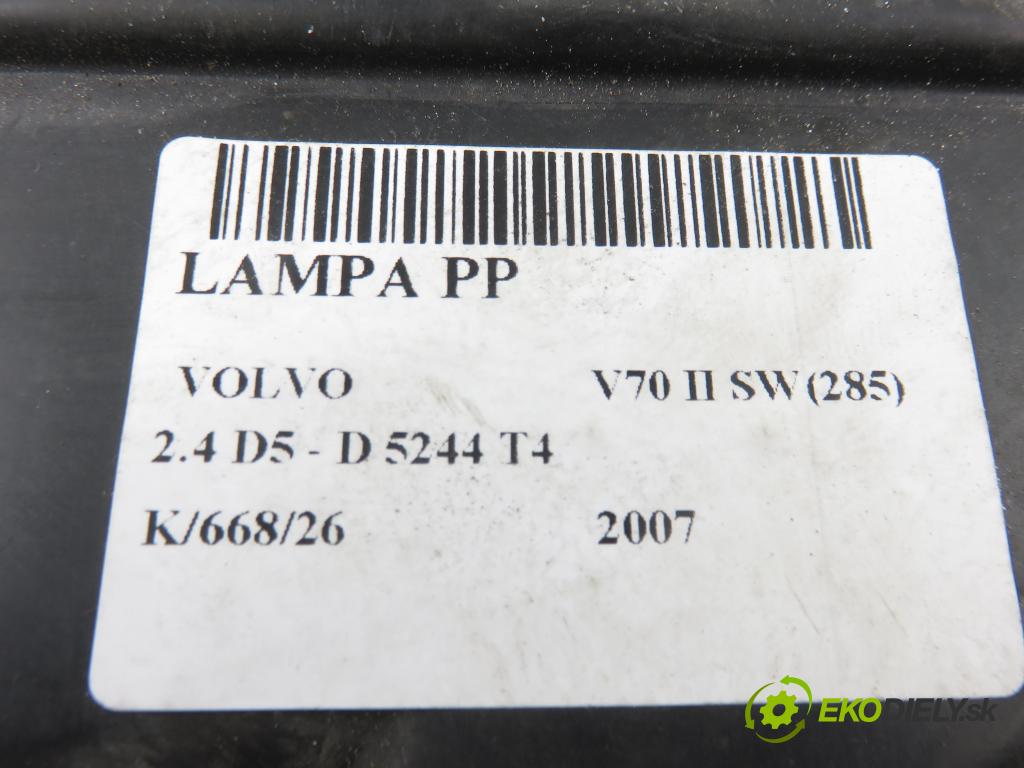 VOLVO V70 II SW (285) KOMBI 2007 136,00 2.4 D5 - D 5244 T4 2400,00 světlo PP 30698848