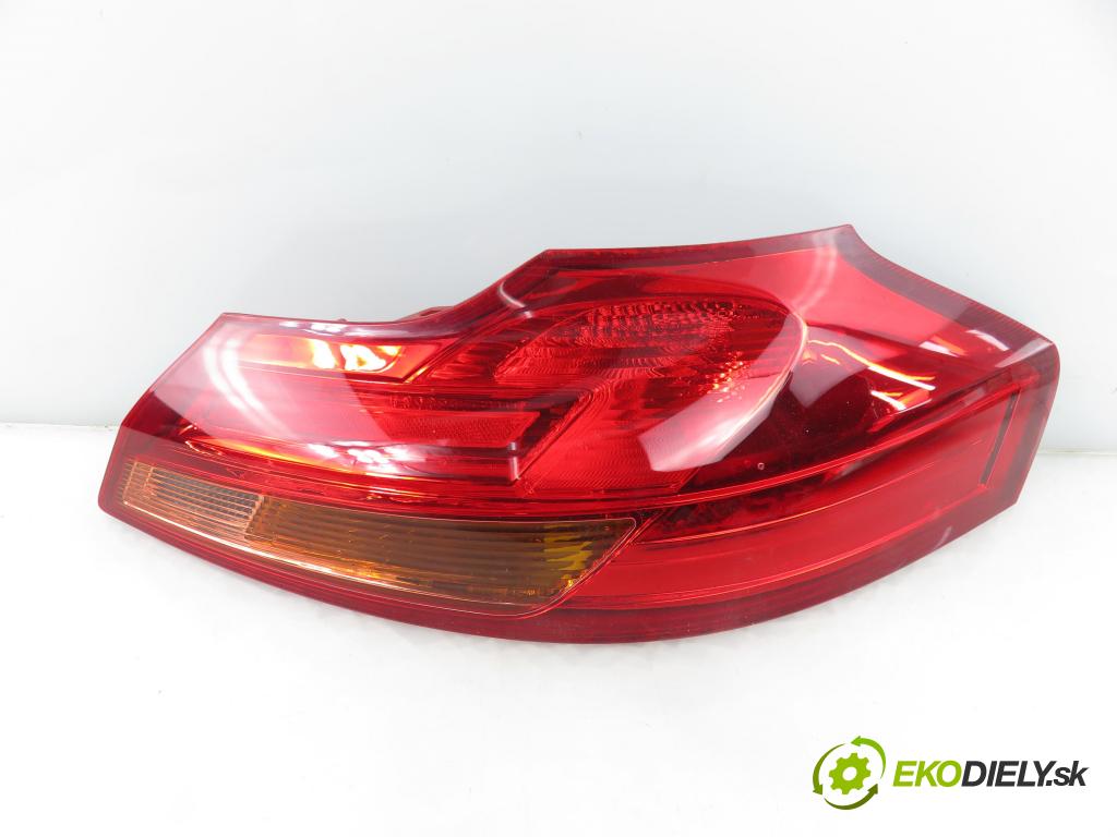 OPEL INSIGNIA A Sports Tourer (G09) KOMBI 2011 118,00 2.0 CDTI 160 - A 20 DTH 1956,00 Svetlo pravé zadné kufor