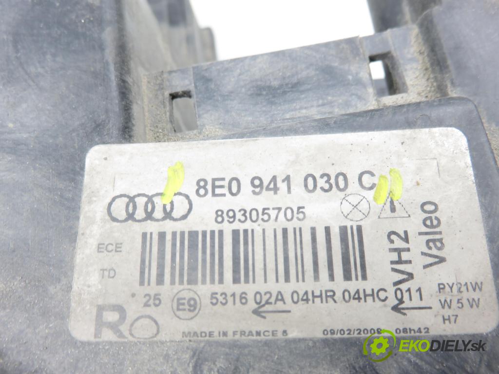 AUDI A4 Avant (8E5, B6) KOMBI 2002 96,00 1.9 TDI PD 130 - AVF 1896,00 Svetlo PP 8E0941030C