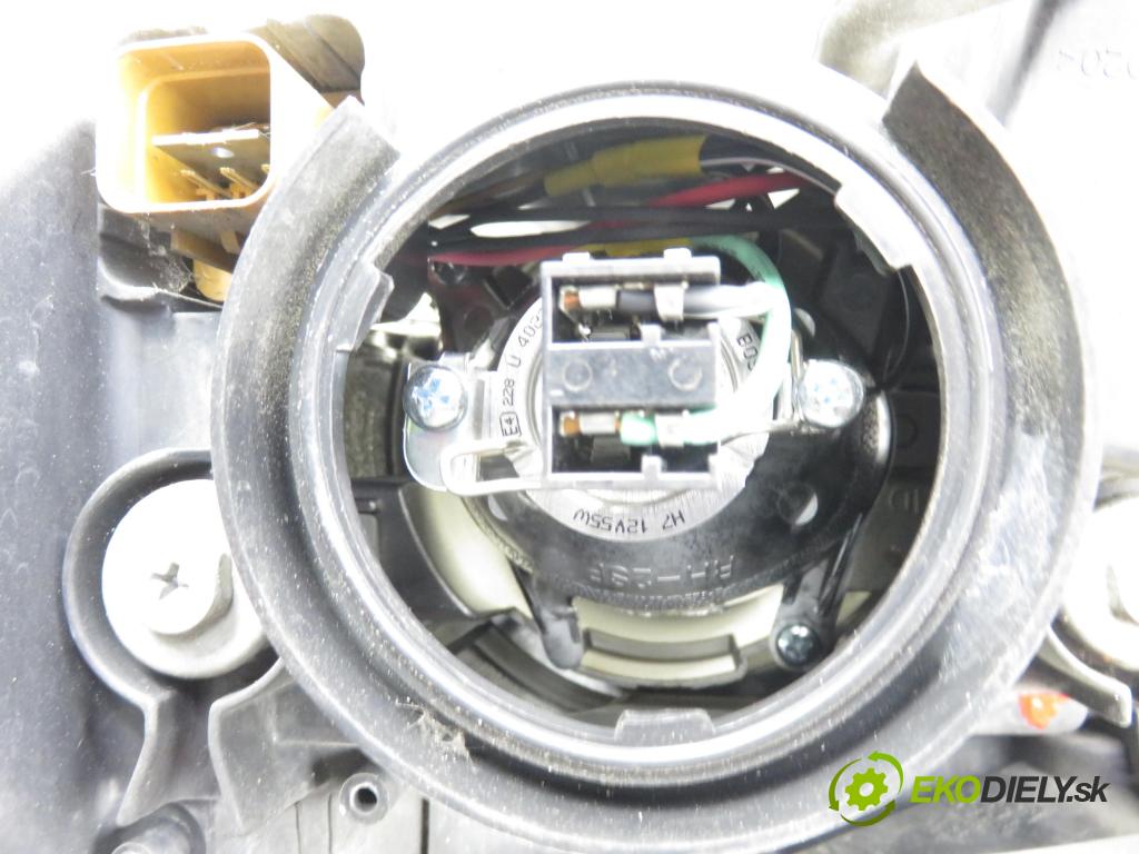 CHEVROLET CAPTIVA (C100, C140) SUV 2007 110,00 2.0 D 4WD 1991,00 světlo PP