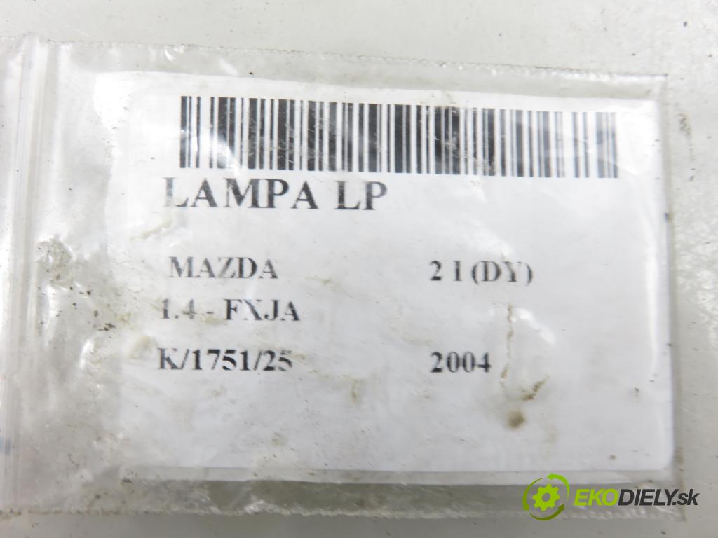 MAZDA 2 (DY) HB 2004 59,00 1.4 - FXJA 1388,00 světlo LP 3M7113W030AF