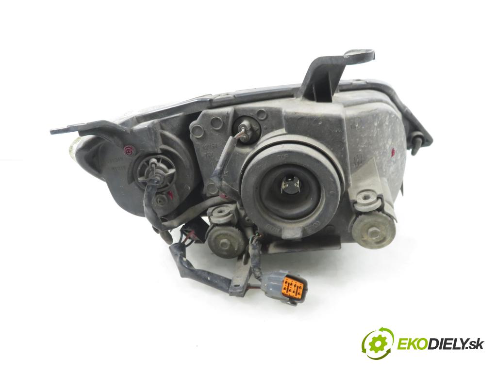 MAZDA 2 (DY) HB 2004 59,00 1.4 - FXJA 1388,00 světlo LP 3M7113W030AF