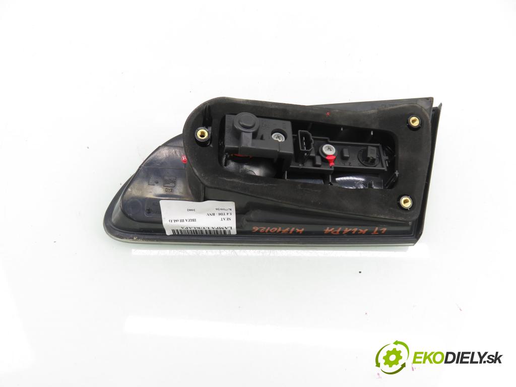 SEAT IBIZA III (6L1) HB 2006 59,00 1.4 TDI - BNV 1422,00 světlo levé zadní kufr 6L6945107F