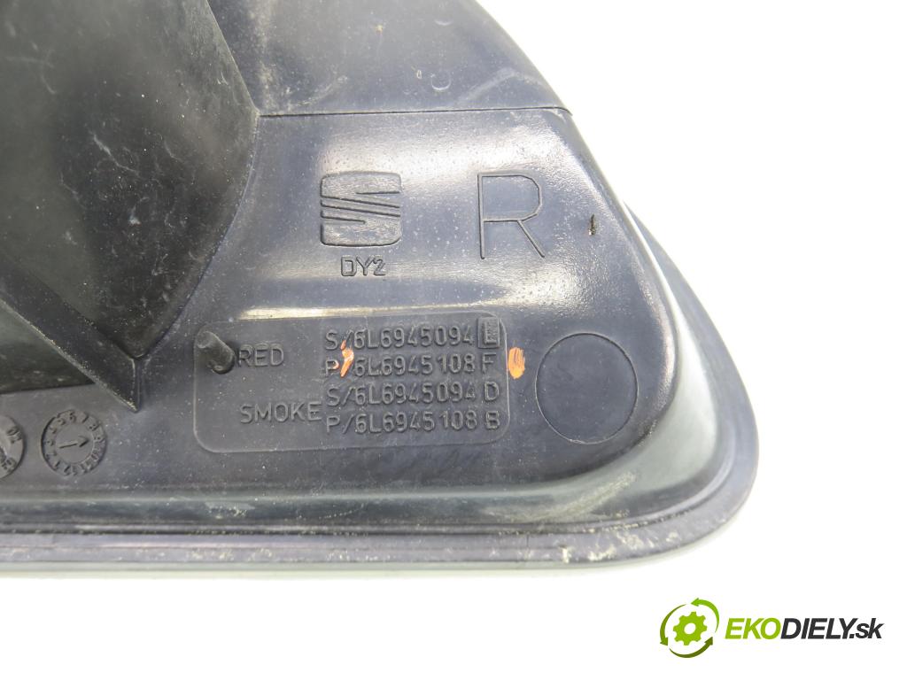 SEAT IBIZA III (6L1) HB 2006 59,00 1.4 TDI - BNV 1422,00 světlo pravé zadní kufr 6L6945108F