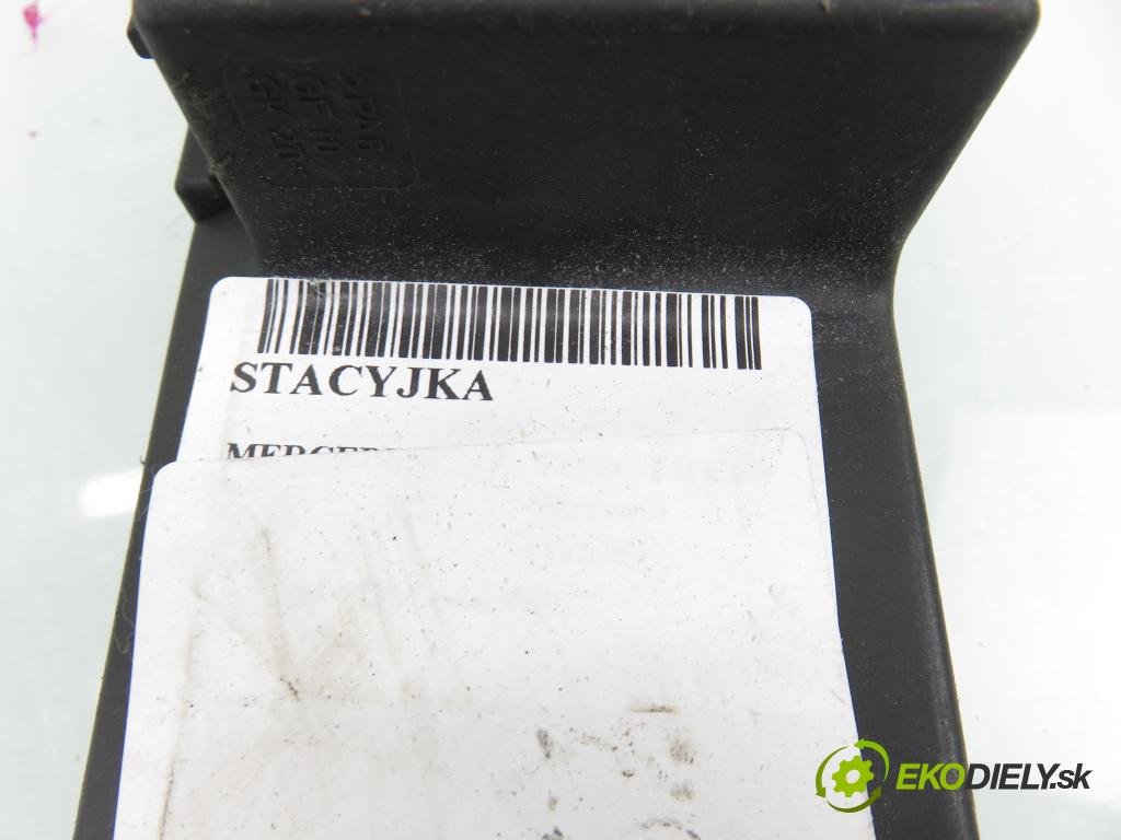 MERCEDES-BENZ VITO / MIXTO Skrzynia (W639) FURGON 2006 0,00 109 CDI - OM 646.980 2148,00 spínačka 6395450108 ; 33002301 (Spínací skříňka)