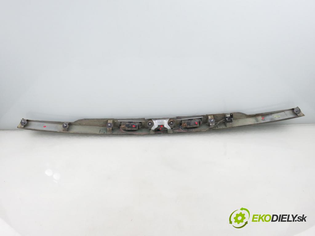 OPEL ZAFIRA B (A05) MINIVAN 2007 74,00 1.9 CDTI 8V 101 - Z 19 DTL 1910,00 zadní část - čelo dveří kufr 13137862