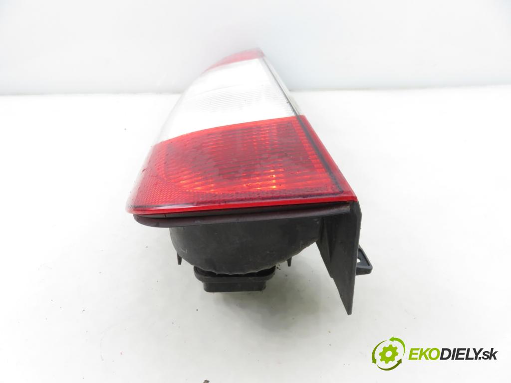 MERCEDES-BENZ VITO / MIXTO Skrzynia (W639) FURGON 2006 0,00 109 CDI - OM 646.980 2148,00 Svetlo ľavé zadné