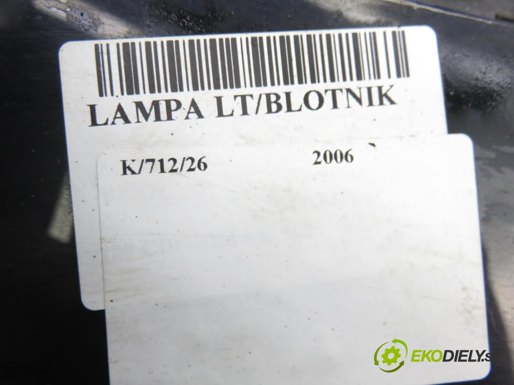 MERCEDES-BENZ VITO / MIXTO Skrzynia (W639) FURGON 2006 0,00 109 CDI - OM 646.980 2148,00 Svetlo ľavé zadné