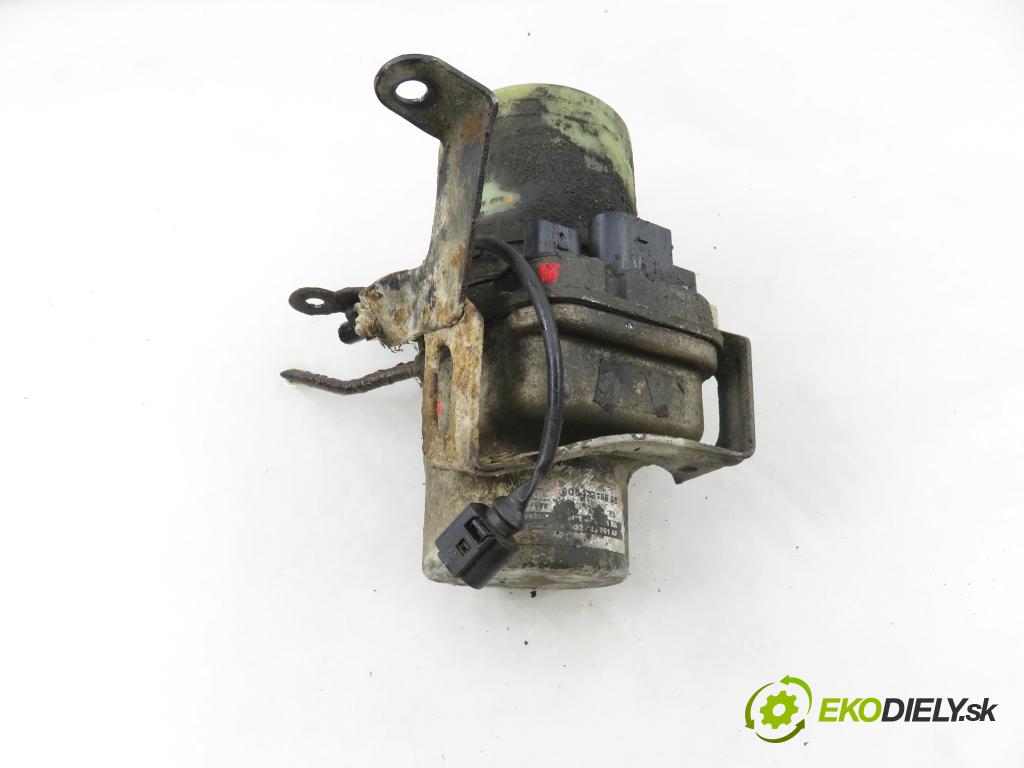 SEAT IBIZA III (6L1) HB 2006 59,00 1.4 TDI - BNV 1422,00 Pumpa servočerpadlo 6Q0423156AB ; 6Q0423371