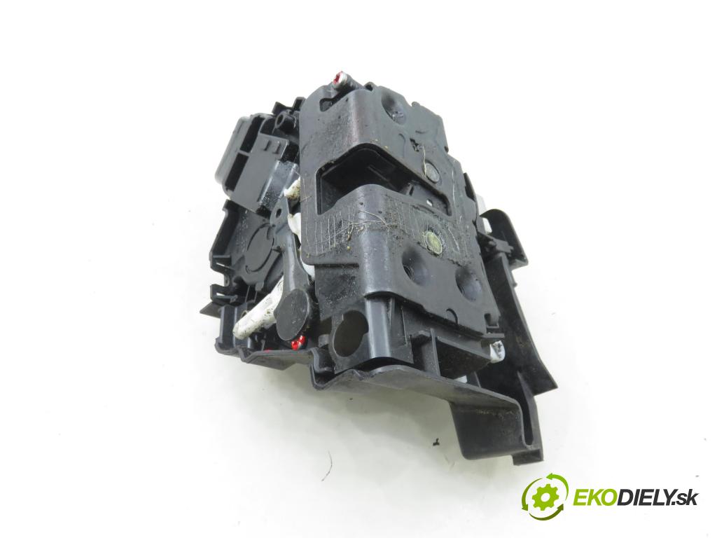 FORD S-MAX (WA6) MINIVAN 2010 103,00 2.0 TDCi - QXWC 1997,00 zámok 6M2AR21813EC