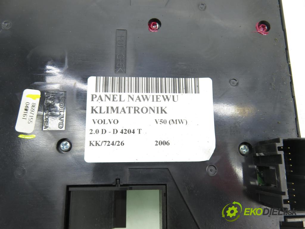 VOLVO V50 (MW) KOMBI 2006 100,00 2.0 D 136 - D 4204 T (PSA) 1997,00 Panel kúrenia KLIMATRONIK 8697155