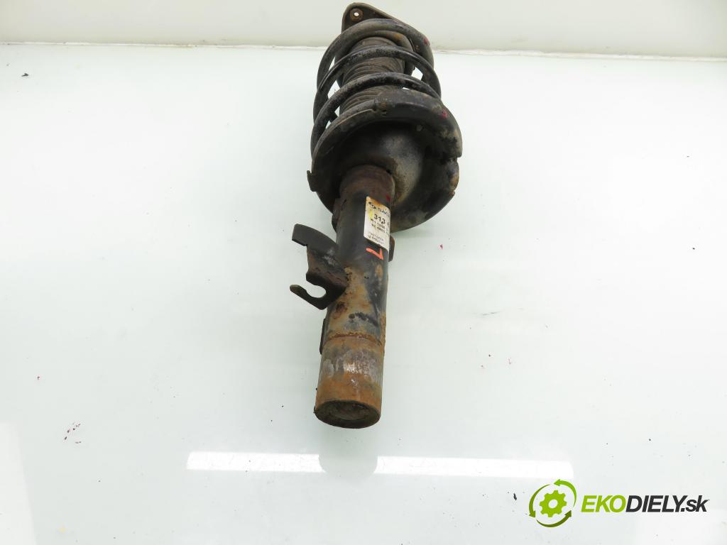 VOLVO V50 (MW) KOMBI 2006 100,00 2.0 D 136 - D 4204 T (PSA) 1997,00 MCPERSON LP 313667