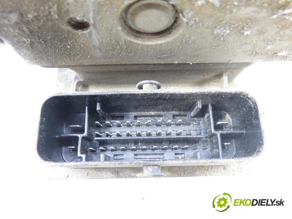 RENAULT MASTER III Skrzynia (FV) FURGON 2012 92,00 2.3 dCi 125 FWD (FV0C, FV0D) - M9T 676 2298,00 Pumpa ABS 476600053R ; 0265800737 ; 0265237015 (Pumpa ABS)