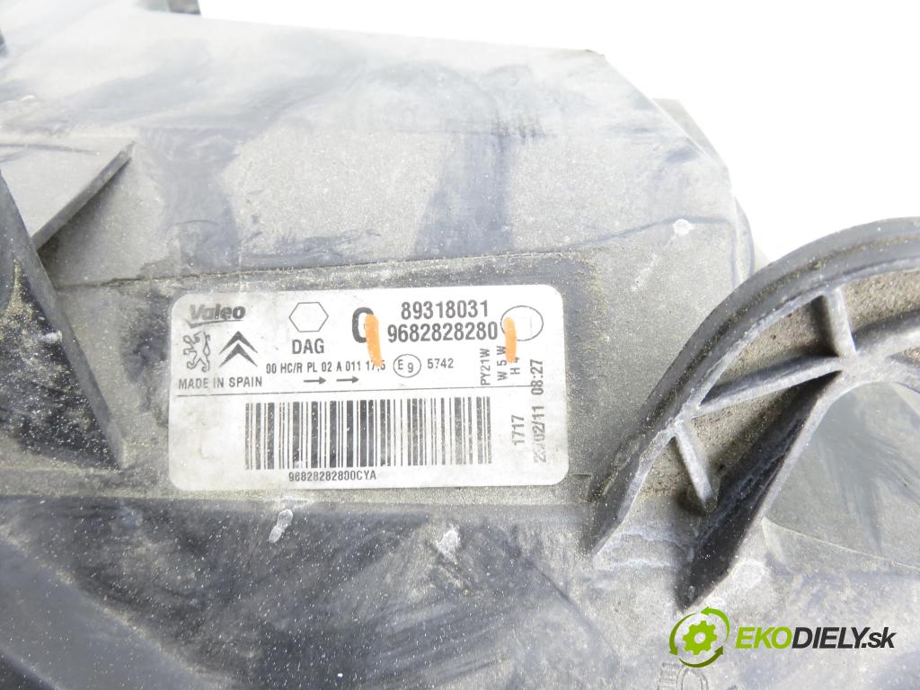 CITROEN BERLINGO Nadwozie pełne/minivan (B9) FURGON 2011 55,00 1.6 HDi / BlueHDi 75 - 9HN (DV6ETED) 1560,00 světlo LP 9682828280 ; 89318031