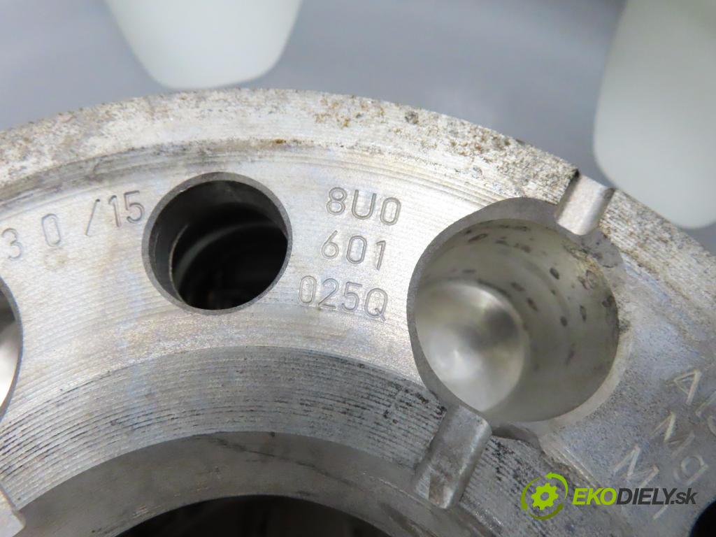 AUDI   0    disky / disk 8U0601025Q