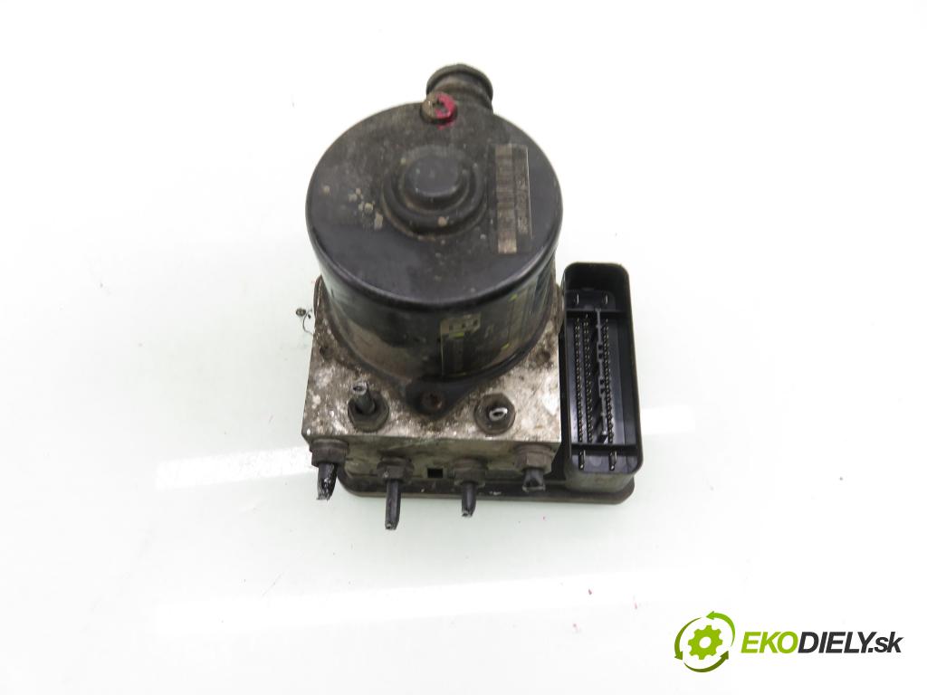 VW GOLF V (1K1) HB 2005 77,00 1.9 TDI PD 105 - BKC 1896,00 Pumpa ABS 1K0907379K ; 10096003483 ; 1K0614517H (Pumpa ABS)