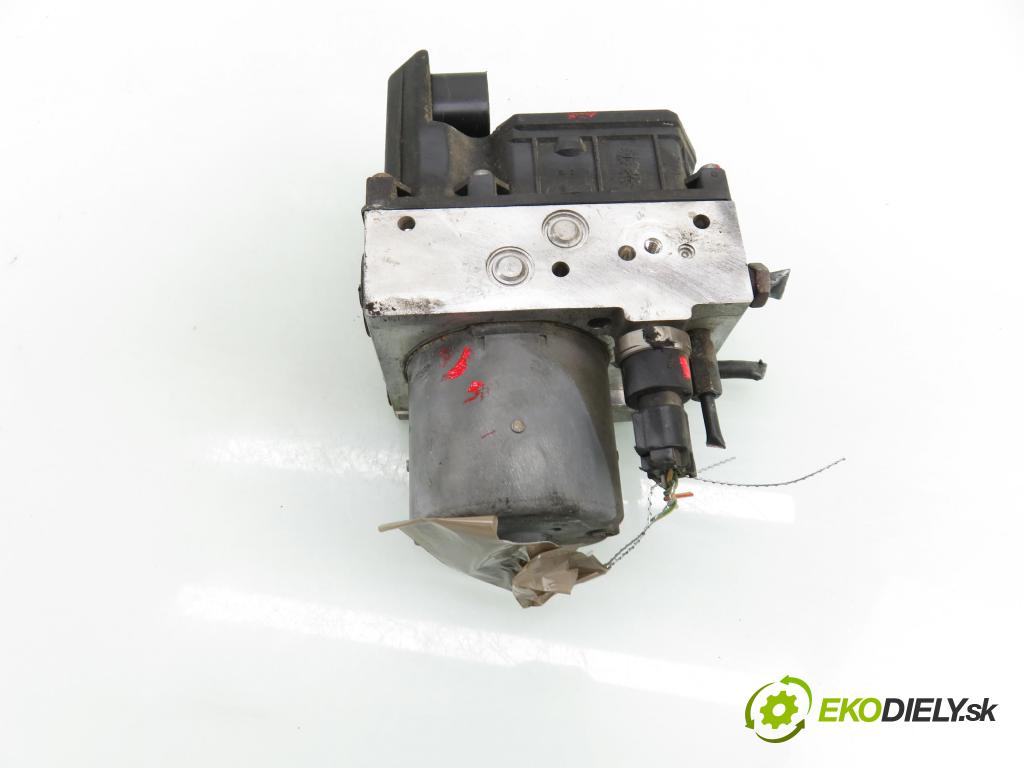 TOYOTA AVENSIS sedan (_T25_) SEDAN 2003 108,00 2.0 (AZT250_) - 1AZ-FSE 1998,00 pumpa ABS 0265950101 ; 8954105070 ; 0265225228 (Pumpa ABS)
