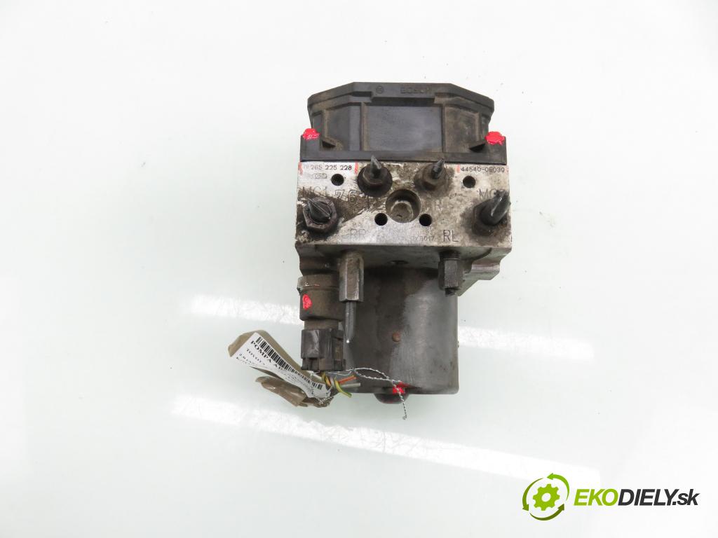 TOYOTA AVENSIS sedan (_T25_) SEDAN 2003 108,00 2.0 (AZT250_) - 1AZ-FSE 1998,00 pumpa ABS 0265950101 ; 8954105070 ; 0265225228 (Pumpa ABS)