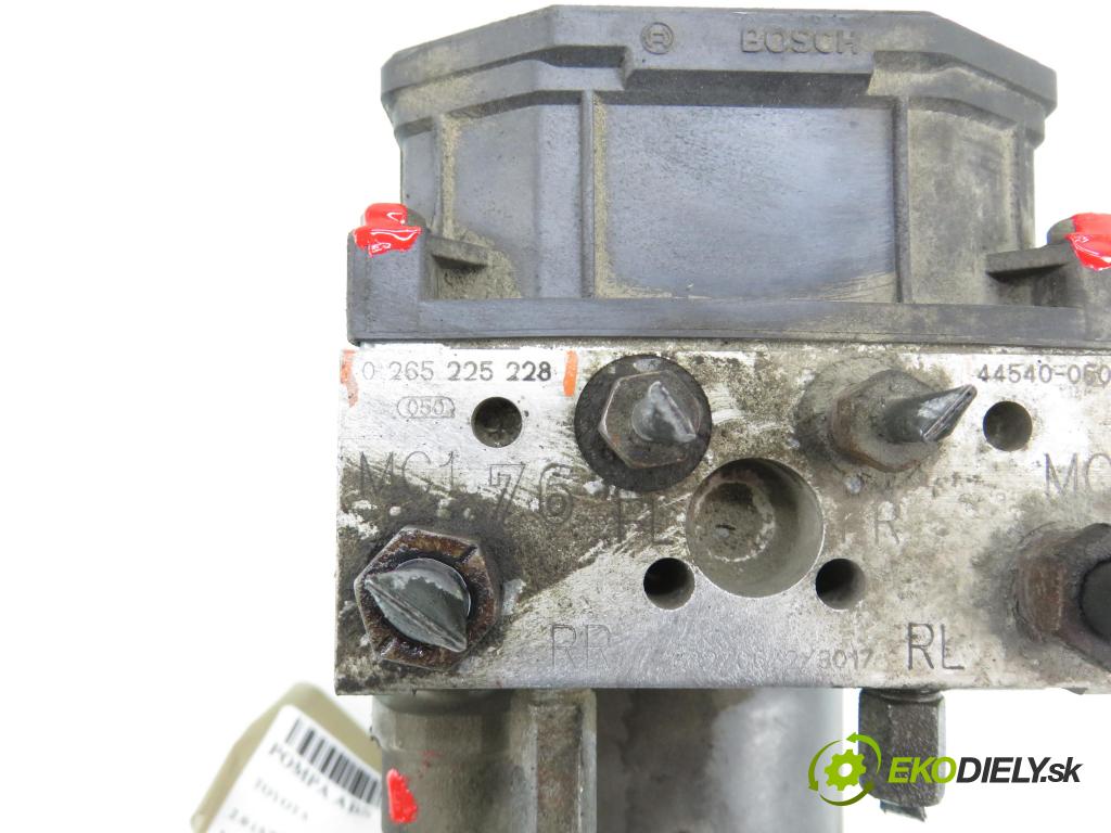 TOYOTA AVENSIS sedan (_T25_) SEDAN 2003 108,00 2.0 (AZT250_) - 1AZ-FSE 1998,00 pumpa ABS 0265950101 ; 8954105070 ; 0265225228 (Pumpa ABS)