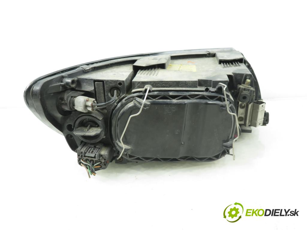 VOLVO V50 (MW) KOMBI 2006 100,00 2.0 D 136 - D 4204 T (PSA) 1997,00 Svetlo LP 30698885