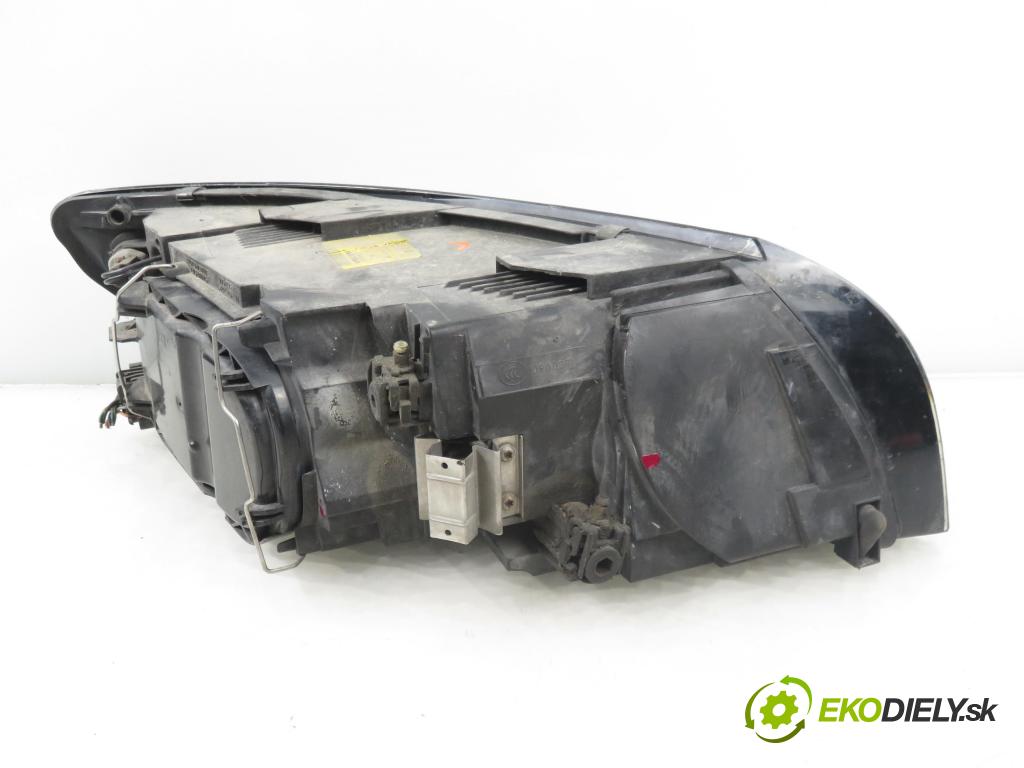 VOLVO V50 (MW) KOMBI 2006 100,00 2.0 D 136 - D 4204 T (PSA) 1997,00 Svetlo LP 30698885