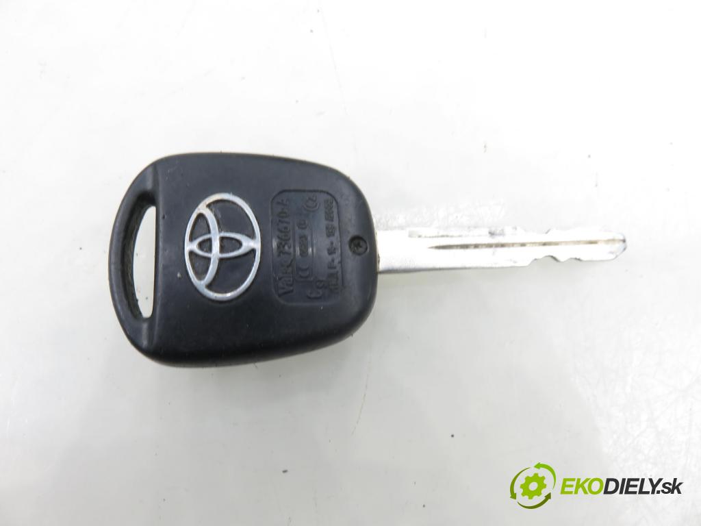 TOYOTA AVENSIS sedan (_T25_) SEDAN 2003 108,00 2.0 (AZT250_) - 1AZ-FSE 1998,00 spinačka / zámky 450200504