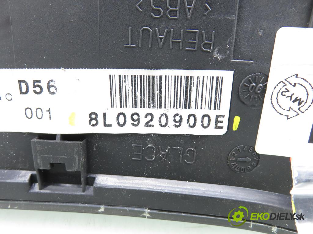 AUDI A3 (8L1) HB 2000 81,00 1.9 TDI 110 - AHF 1896,00 prístrojovka elektrický 8L0920900E