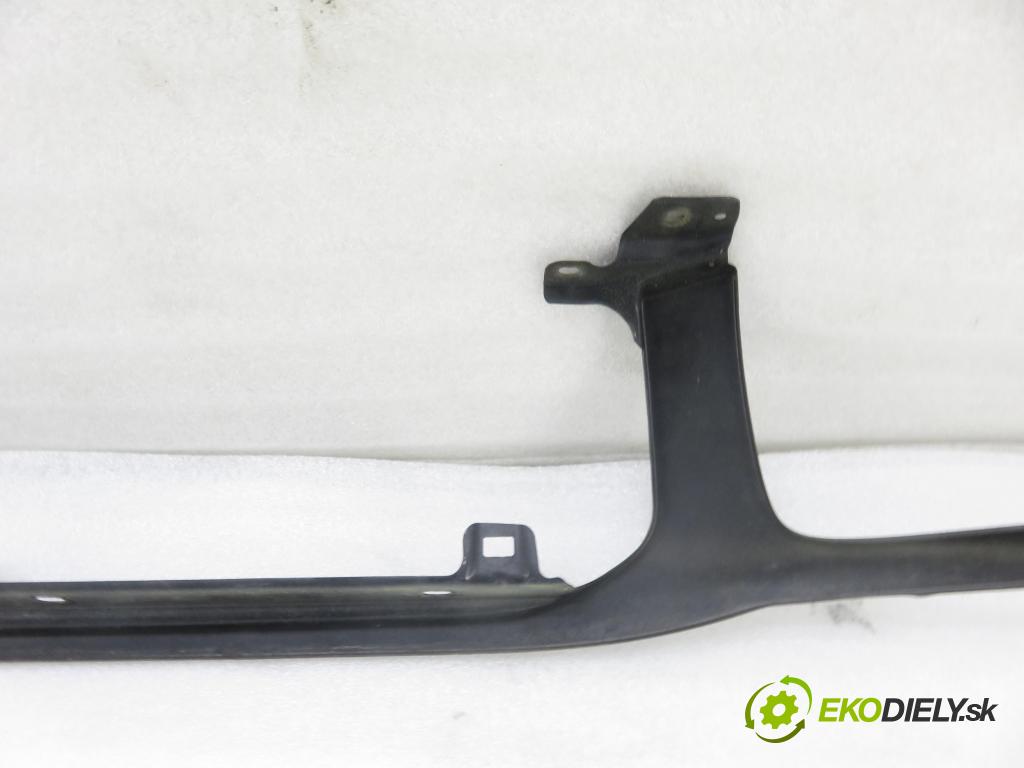 TOYOTA RAV 4 II (_A2_) SUV 2005 110,00 2.0 4WD 150 - 1AZ-FE 1998,00 lišta pod ŽÁROVKA: LP