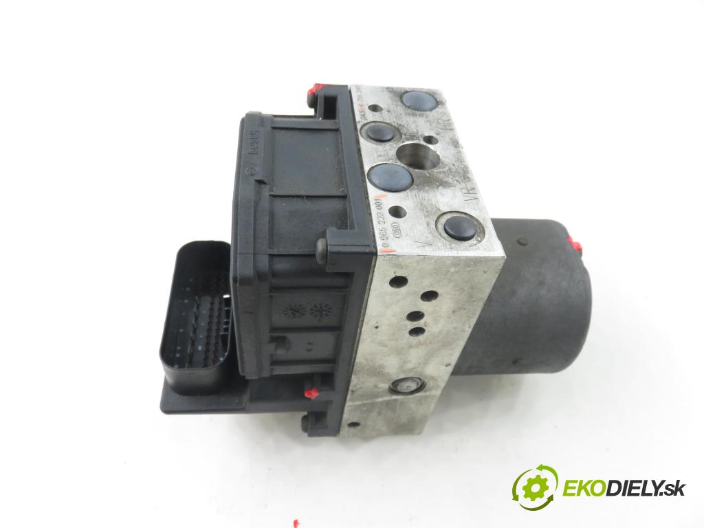 BMW 5 Touring (E39) KOMBI 2001 135,00 530 d - M57 D30 (306D1) 2926,00 pumpa ABS 0265900001 ; 6756342 ; 0265223001 (Pumpa ABS)