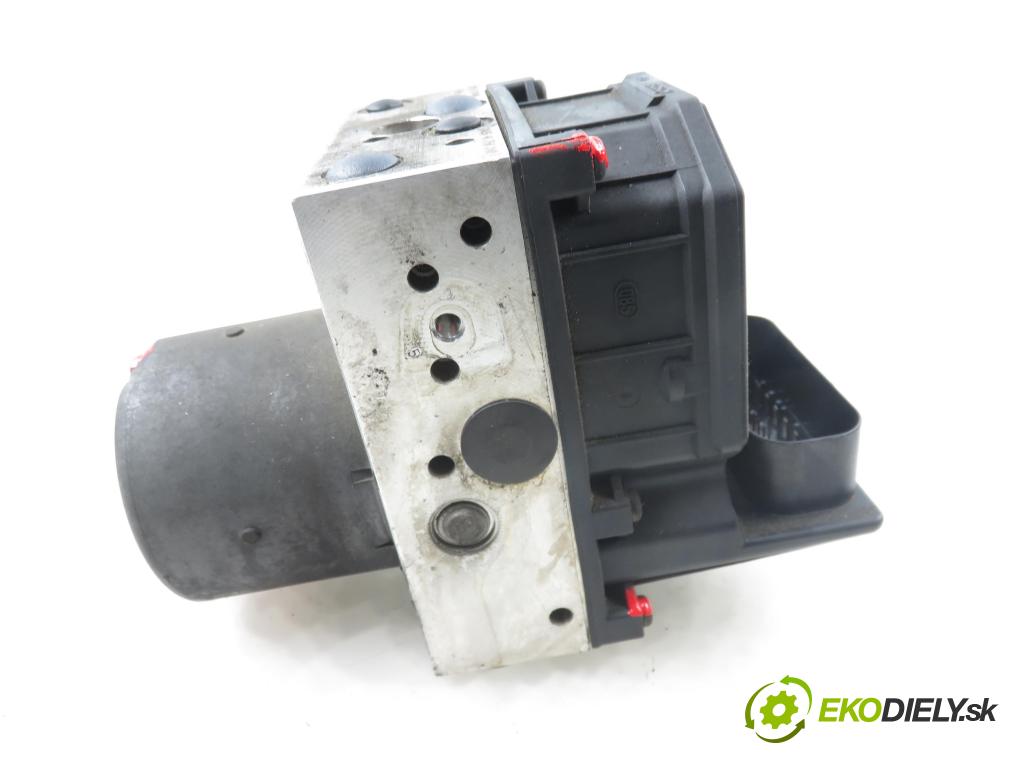 BMW 5 Touring (E39) KOMBI 2001 135,00 530 d - M57 D30 (306D1) 2926,00 pumpa ABS 0265900001 ; 6756342 ; 0265223001 (Pumpa ABS)