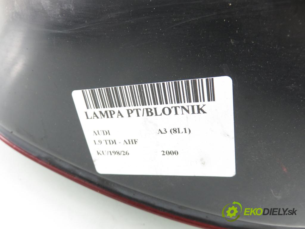 AUDI A3 (8L1) HB 2000 81,00 1.9 TDI 110 - AHF 1896,00 Svetlo pravé zadné 8L0945096