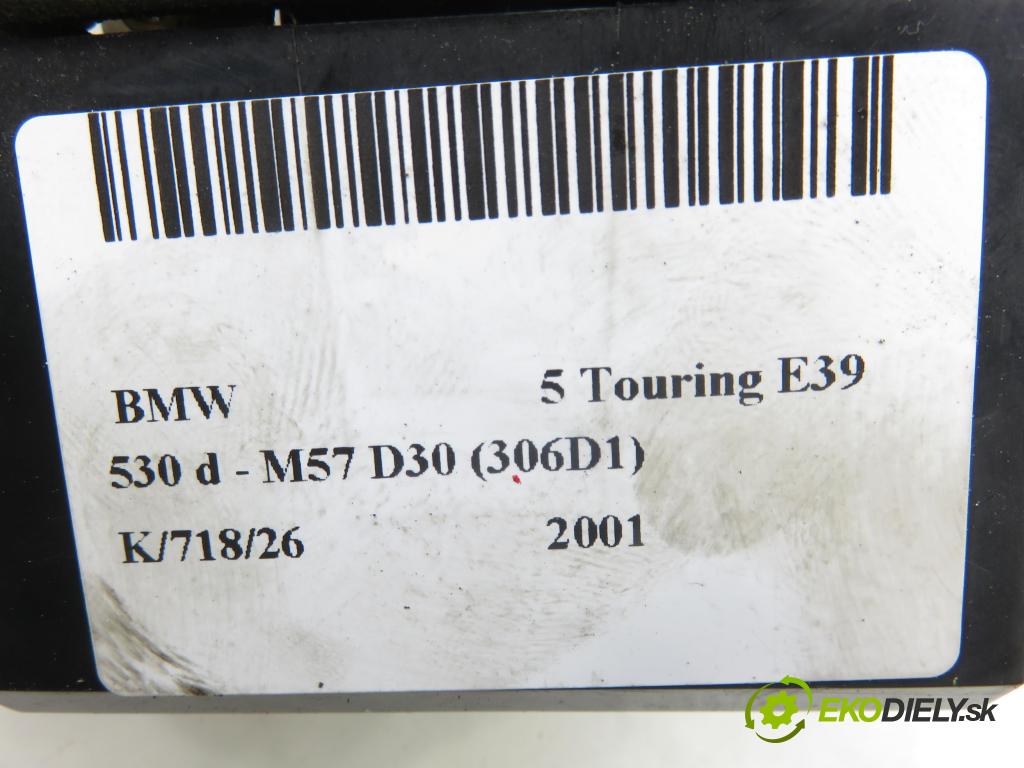 BMW 5 Touring (E39) KOMBI 2001 135,00 530 d - M57 D30 (306D1) 2926,00 zámok LTE 8352165