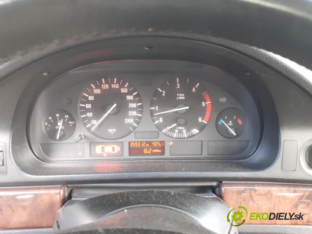 BMW 5 Touring (E39) KOMBI 2001 135,00 530 d - M57 D30 (306D1) 2926,00 prístrojovka elektrický 6907018