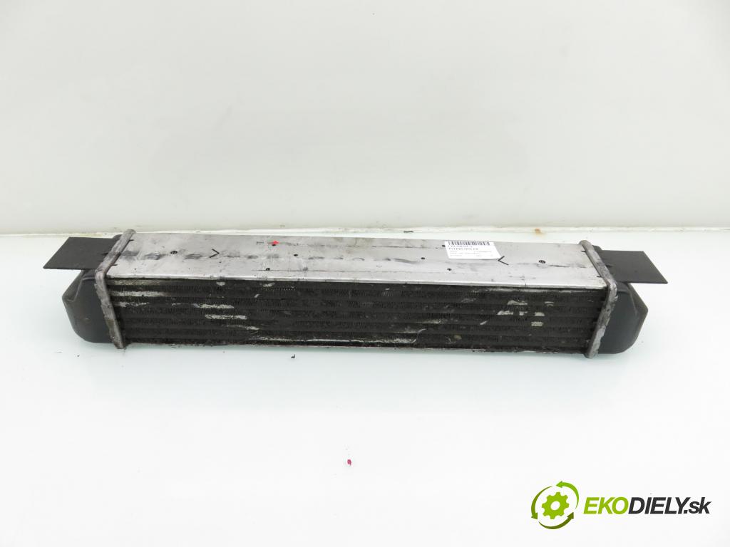 BMW 5 Touring (E39) KOMBI 2001 135,00 530 d - M57 D30 (306D1) 2926,00 chladič intercooler