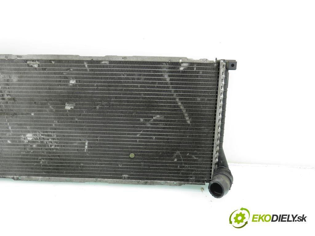 BMW 5 Touring (E39) KOMBI 2001 135,00 530 d - M57 D30 (306D1) 2926,00 chladič vody 2247344