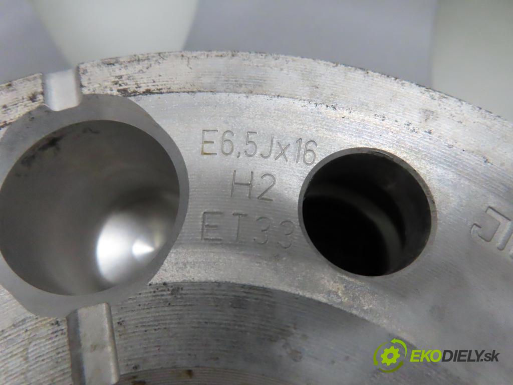 AUDI   0    disky / disk 8U0601025