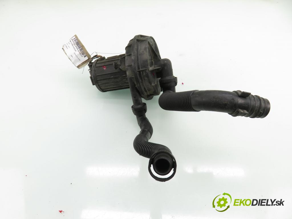 VW GOLF IV (1J1) HB 2001 74,00 1.6 - APF 1595,00 Pumpa vzduchu 72273803 ; 06A959253B ; 06A131333C